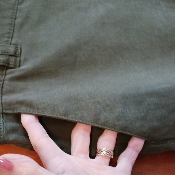 Womans Cropped Trouser 4 Aut Olive - Picture 6 of 7